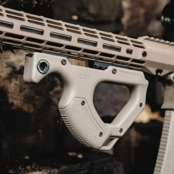 HERA Arms CQR Gen 1.0 front grip in FDE mounted on AR-15 handguard