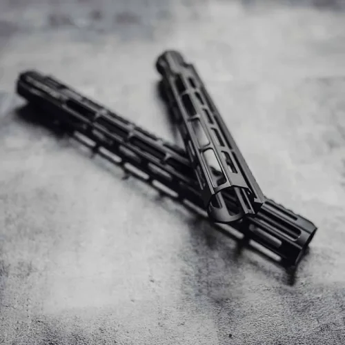 11.05.28 AR10 M Lok Handguard 3 6